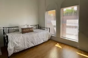 7149 Bay Dr, Miami Beach, FL 33141 - Photo 5