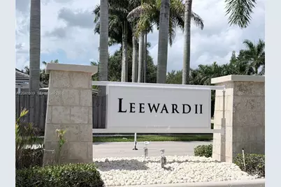 268 SE 31st Ave, Homestead, FL 33033 - Photo 1