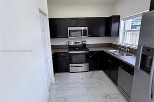 268 SE 31st Ave, Homestead, FL 33033 - Photo 5