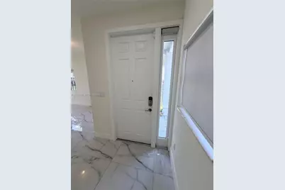 268 SE 31st Ave, Homestead, FL 33033 - Photo 13