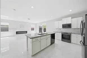 4107 NE 20th St, Homestead, FL 33033 - Photo 5