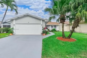 13 Fenwick Pl, Boynton Beach, FL 33426 - Photo 5