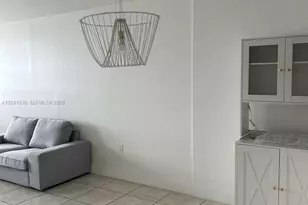 2016 Bay Dr, Miami Beach, FL 33141 - Photo 17
