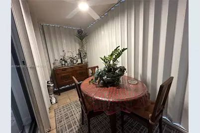 1200 Saint Charles Pl #618, Pembroke Pines, FL 33026 - Photo 9