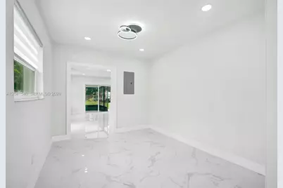1245 Vermont St, Opa-Locka, FL 33054 - Photo 5