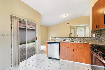 1513 Garden Rd, Weston, FL 33326 - Photo 7