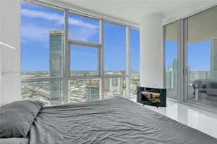 851 NE 1st Ave, Miami, FL 33132 - Photo 25