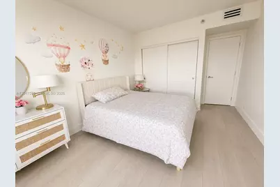 3640 Yacht Club Dr #1403, Aventura, FL 33180 - Photo 13