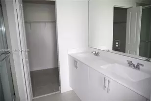 5001 Peacock Way, Dania Beach, FL 33312 - Photo 27