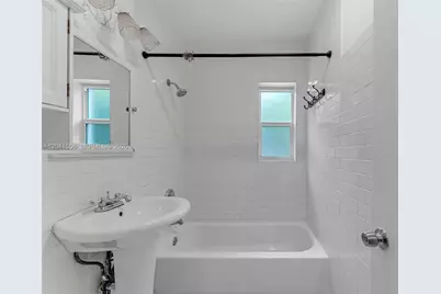 421 NW 105th St #421, Miami, FL 33150 - Photo 15