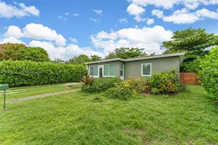 421 NW 105th St, Miami, FL 33150 - Photo 3