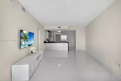 18201 Collins Ave #2008, Sunny Isles Beach, FL 33160 - Photo 11