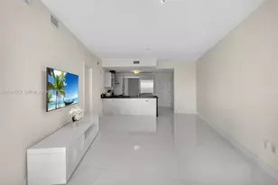 18201 Collins Ave, Sunny Isles Beach, FL 33160 - Photo 11