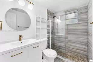 734 Meridian Ave, Miami Beach, FL 33139 - Photo 5