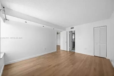 4801 NW 7th St #803-16, Miami, FL 33126 - Photo 7