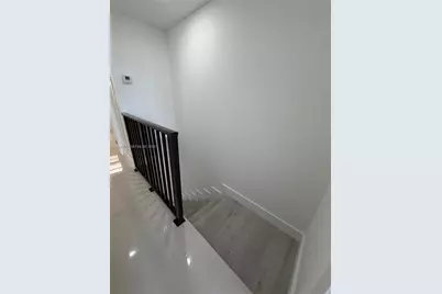 1551 W Okeechobee Rd #3, Hialeah, FL 33010 - Photo 1