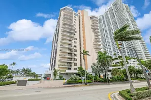 6423 Collins Ave, Miami Beach, FL 33141 - Photo 13