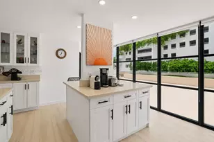 6423 Collins Ave, Miami Beach, FL 33141 - Photo 15