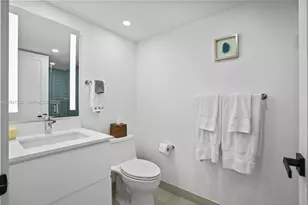 6423 Collins Ave, Miami Beach, FL 33141 - Photo 27