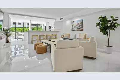 6423 Collins Ave #203, Miami Beach, FL 33141 - Photo 3