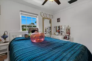 11525 Snapper Creek Dr, Miami, FL 33173 - Photo 13