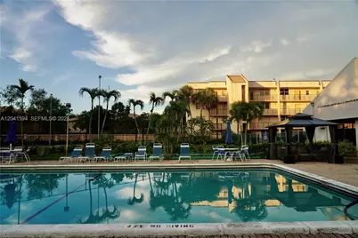 2551 Aragon Blvd #310, Sunrise, FL 33322 - Photo 19