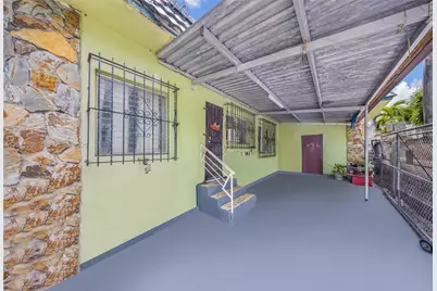 1477 NW 2nd St, Miami, FL 33125 - Photo 7