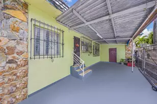 1477 NW 2nd St, Miami, FL 33125 - Photo 7