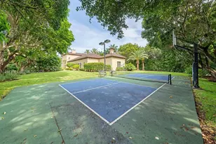 9001 SW 59th Ct, Pinecrest, FL 33156 - Photo 7