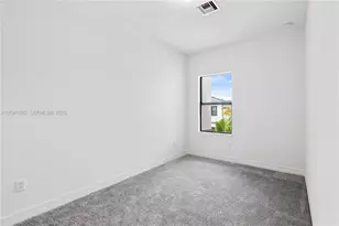 8344 NW 7th Ct, Plantation, FL 33324 - Photo 23