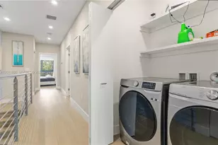 809 SW 10th Terrace, Fort Lauderdale, FL 33315 - Photo 31