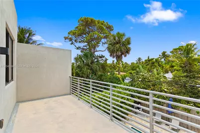 809 SW 10th Ter, Fort Lauderdale, FL 33315 - Photo 33