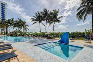 6801 Collins Ave, Miami Beach, FL 33141 - Photo 23