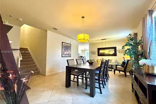 22732 SW 92nd Pl, Cutler Bay, FL 33190 - Photo 11
