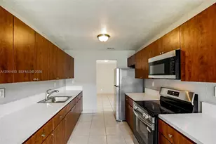 3333 NW 32nd Ct, Lauderdale Lakes, FL 33309 - Photo 7