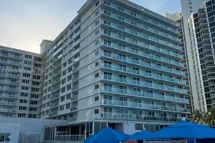 19201 Collins Ave, Sunny Isles Beach, FL 33160 - Photo 29