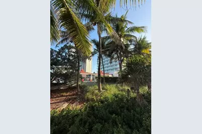 19201 Collins Ave #348, Sunny Isles Beach, FL 33160 - Photo 27