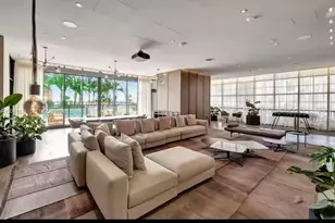 159 NE 6th St, Miami, FL 33132 - Photo 17