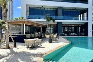 159 NE 6th St, Miami, FL 33132 - Photo 15