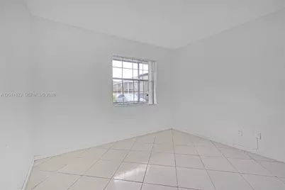 755 NW 104th Ave #104, Pembroke Pines, FL 33026 - Photo 9