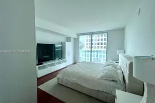 500 Brickell Ave, Miami, FL 33131 - Photo 15