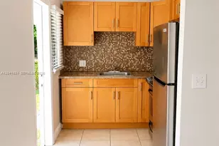 943 NW 63rd St, Miami, FL 33150 - Photo 17