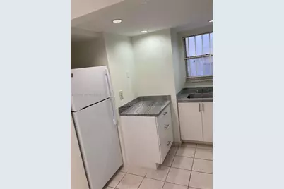 210 Fontainebleau Blvd #306, Miami, FL 33172 - Photo 15