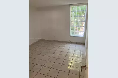 210 Fontainebleau Blvd #306, Miami, FL 33172 - Photo 7