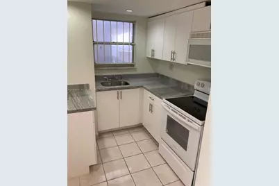 210 Fontainebleau Blvd #306, Miami, FL 33172 - Photo 13