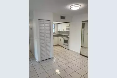 210 Fontainebleau Blvd #306, Miami, FL 33172 - Photo 3