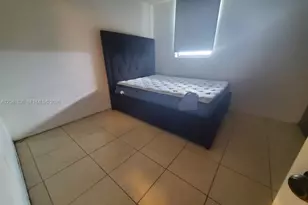 920 NE 169th St, North Miami Beach, FL 33162 - Photo 7