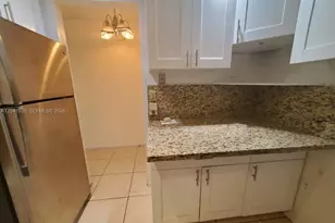 920 NE 169th St, North Miami Beach, FL 33162 - Photo 3