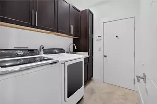 1136 Ginger Cir, Weston, FL 33326 - Photo 47