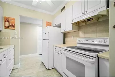 250 NE 20th St #3030, Boca Raton, FL 33431 - Photo 3